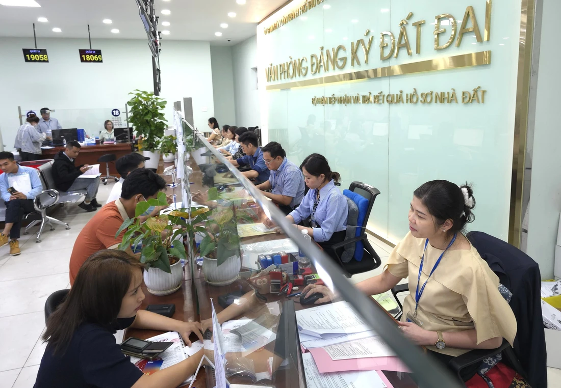 Văn phòng đất đai Hồ Chí Minh mới